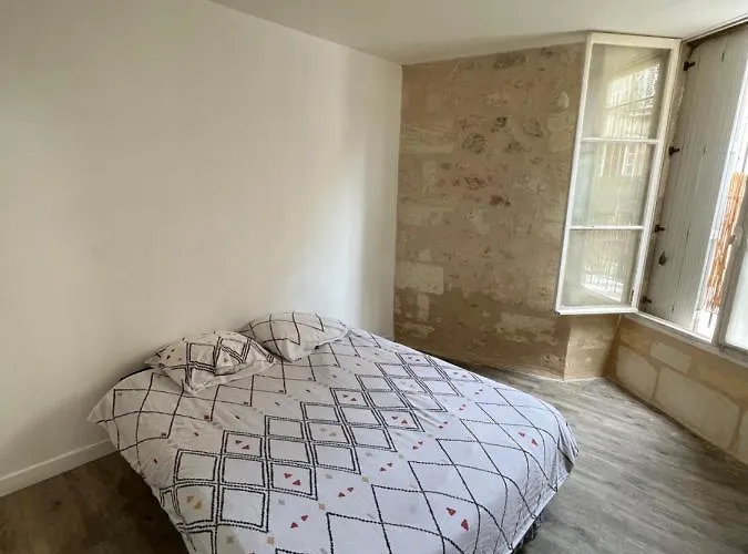 Dans Le Centre De Apartamento Bordéus